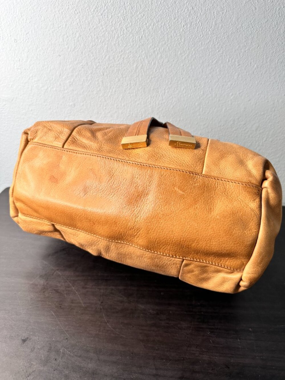 B. Makowsky Camel Tan Leather Hobo Shoulder Bag Purse - Picture 5 of 10